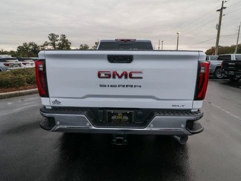 New 2026 GMC Sierra 3500 SLT w/ SLT Premium Package image 8