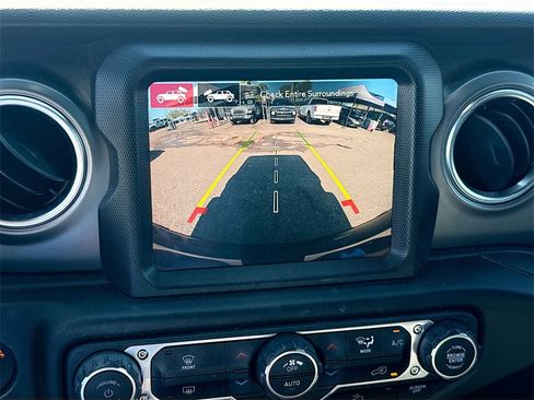 Used 2023 Jeep Wrangler Unlimited Rubicon 4xe w/ Steel Bumper Group image 15