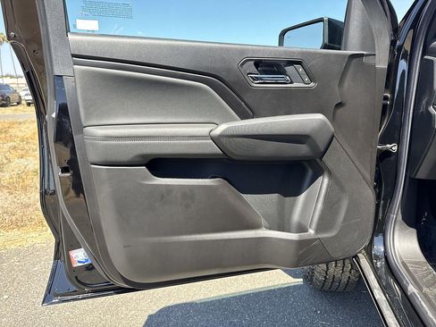 New 2026 GMC Canyon Elevation RWD image 17