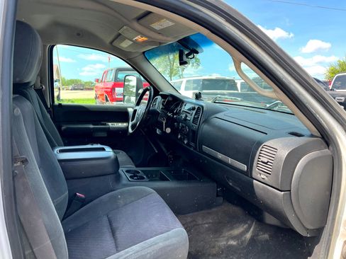 Used 2008 GMC Sierra 2500 SLE w/ SLE2 Preferred Package image 13