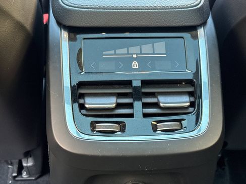 Used 2021 Volvo XC90 T8 Inscription Expression image 13