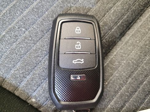 Used 2023 Kia Soul EX image 32