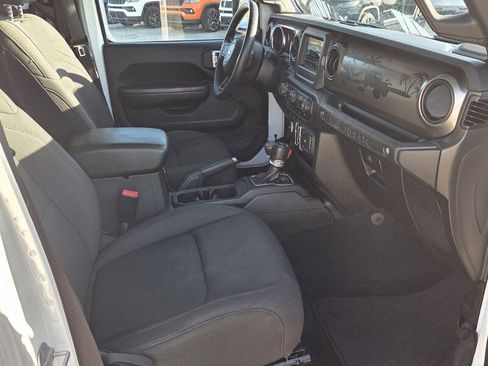 Certified 2019 Jeep Wrangler Unlimited Sport S image 15