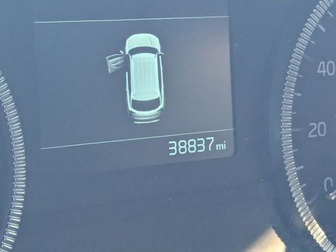 Certified 2022 Kia Telluride EX w/ EX Premium Package image 8