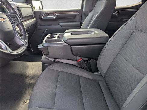 Used 2023 Chevrolet Silverado 1500 LT w/ Z71 Off-Road Package AWD/4WD image 22
