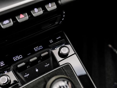 Used 2024 Porsche 911 Carrera GTS image 65