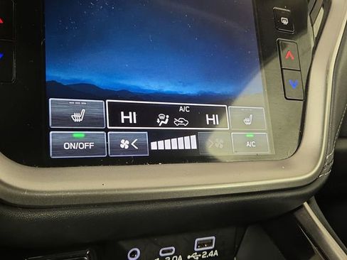 Used 2023 Subaru Outback Premium AWD/4WD image 19