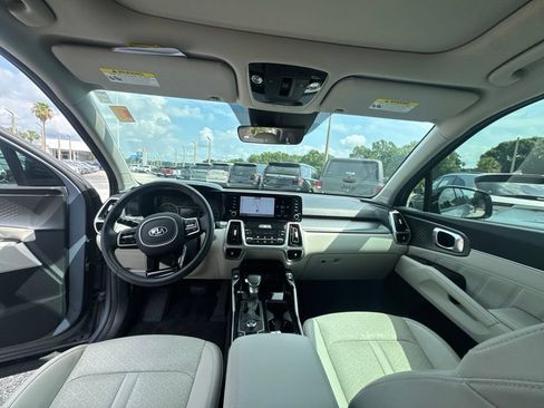 Certified 2021 Kia Sorento SX FWD image 12