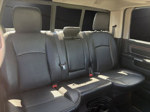 Used 2016 RAM 1500 Laramie w/ Convenience Group AWD/4WD image 17