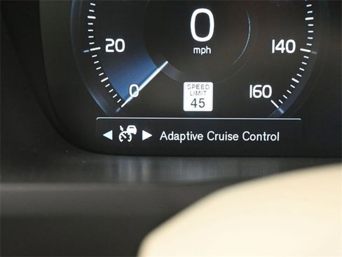 Used 2022 Volvo XC90 T6 Inscription w/ Advanced Package image 29