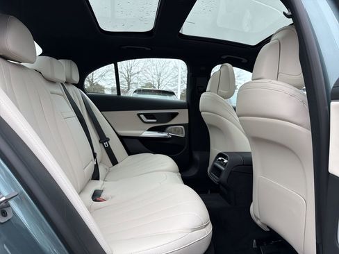 New 2026 Mercedes-Benz E 350 4MATIC Sedan image 17