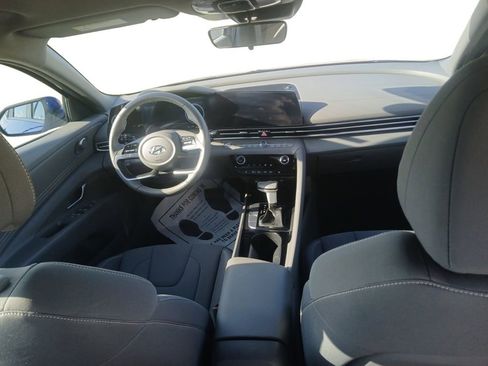 Used 2023 Hyundai Elantra SEL w/ Convenience Package image 18