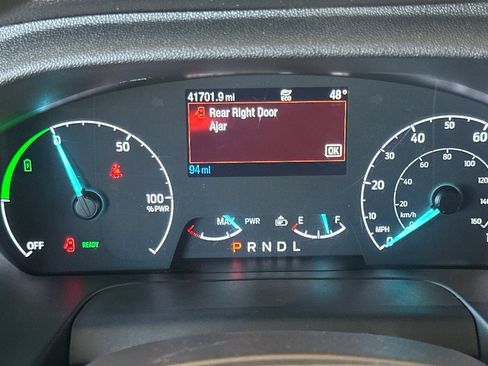 Used 2022 Ford E-Transit Medium Roof w/ Load Area Protection Package image 28