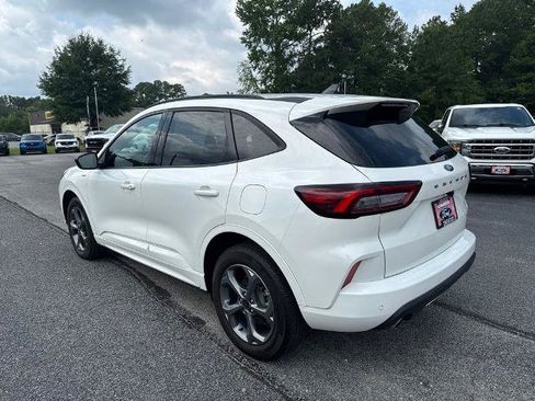 Certified 2024 Ford Escape ST-Line w/ Tech Pack #1 AWD/4WD image 3
