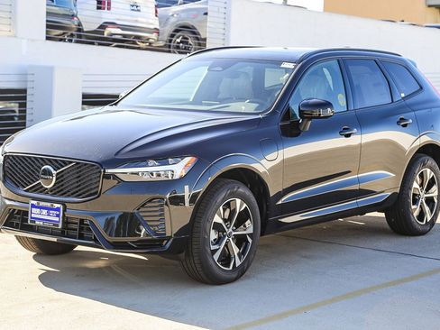 New 2026 Volvo XC60 T8 Core AWD/4WD image 3