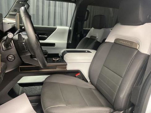 Used 2025 GMC Hummer EV 2X w/ LPO, Sport Package image 14