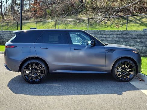 New 2026 Land Rover Range Rover Sport Dynamic SE AWD/4WD image 11