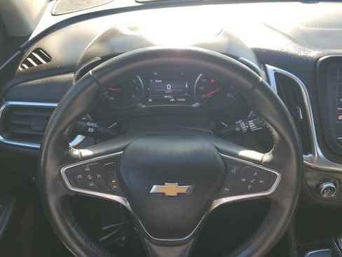 Used 2021 Chevrolet Equinox LT image 22