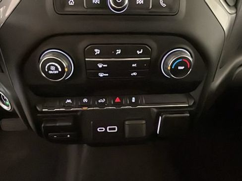 Used 2024 Chevrolet Silverado 1500 Custom AWD/4WD image 21