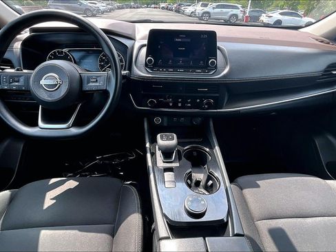 Used 2023 Nissan Rogue S AWD/4WD image 13