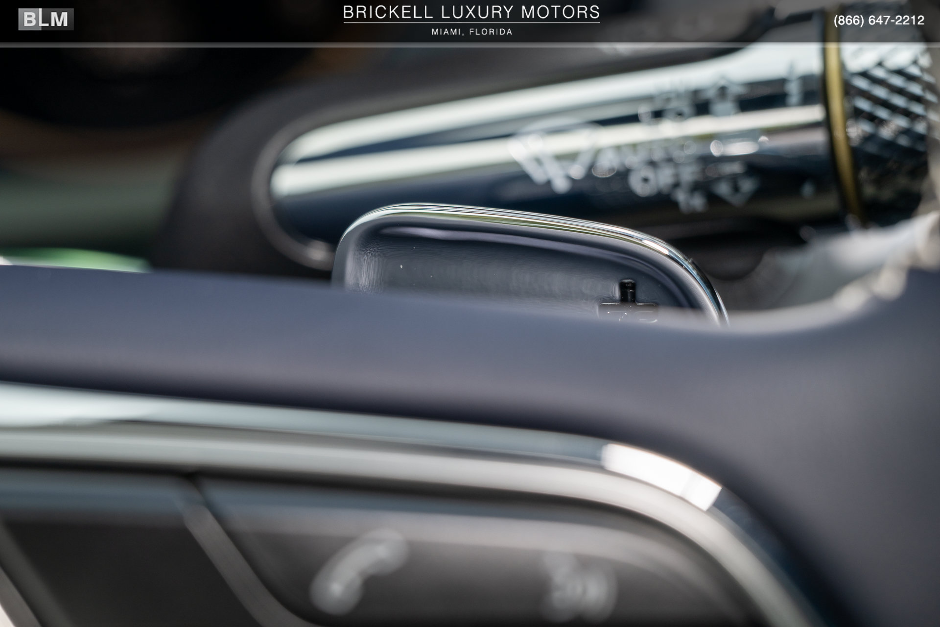 Used 2024 Bentley Flying Spur V8 AWD/4WD image 42