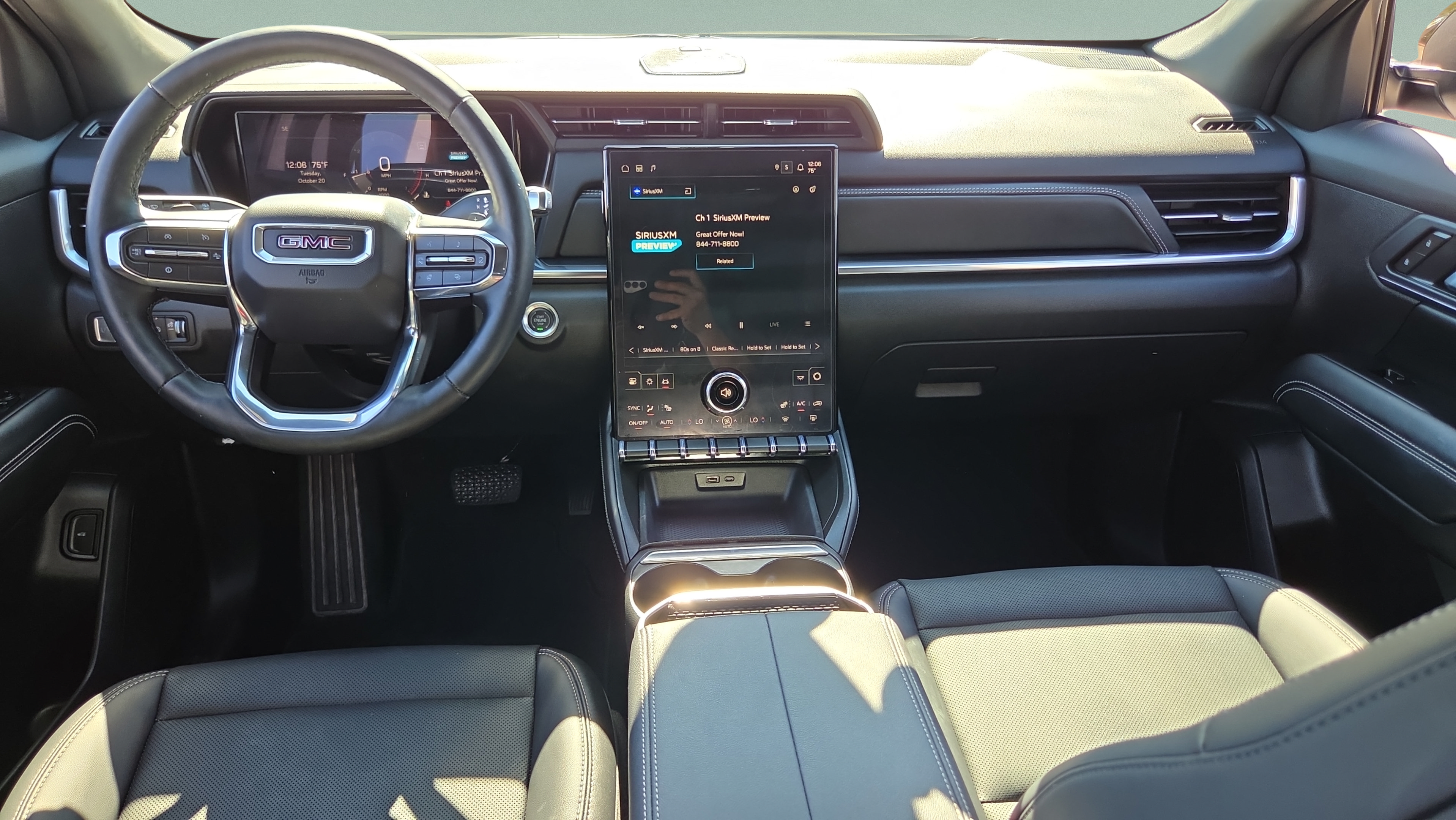 Used 2026 GMC Terrain Elevation w/ Elevation Premium Package AWD/4WD image 12