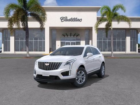 New 2026 Cadillac XT5 Luxury image 8