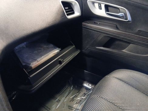 Used 2015 Chevrolet Equinox LT w/ Driver Convenience Package image 22