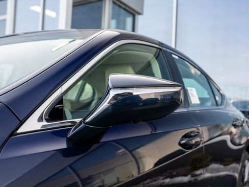 New 2025 Lexus ES 350 Ultra Luxury image 12