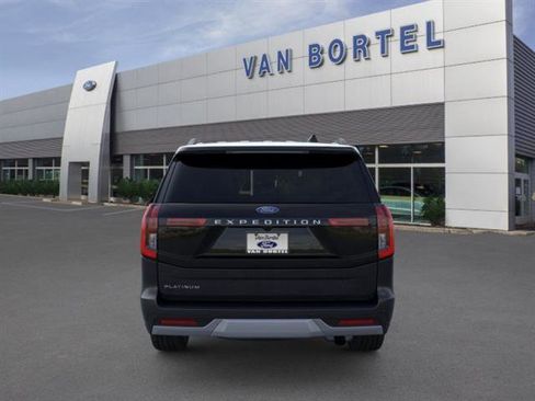 New 2026 Ford Expedition Platinum AWD/4WD image 5