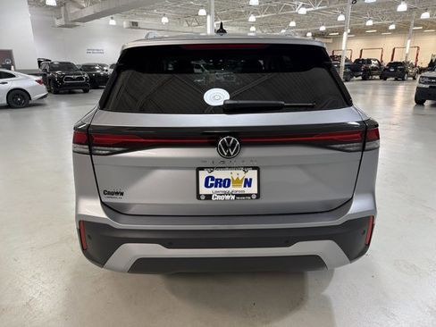 New 2026 Volkswagen Tiguan S FWD image 7