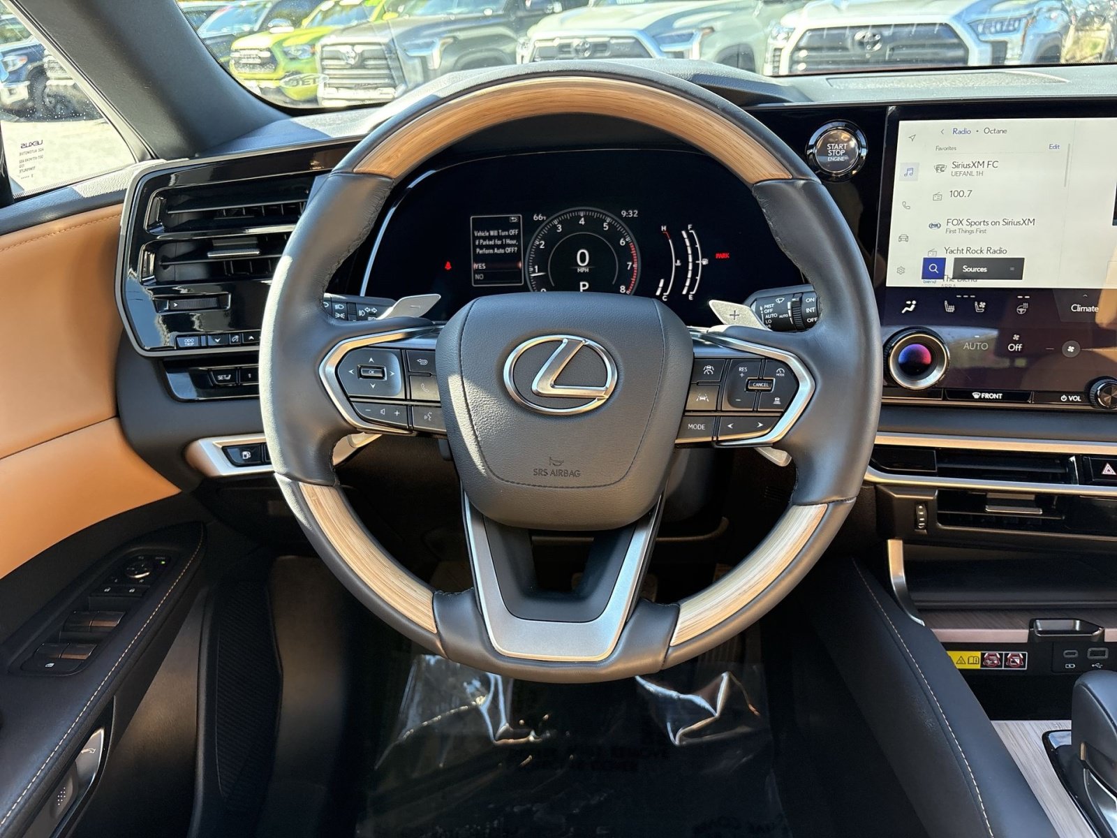 Used 2024 Lexus RX 350 Premium w/ Kick Sensor & Tow Package AWD/4WD image 16