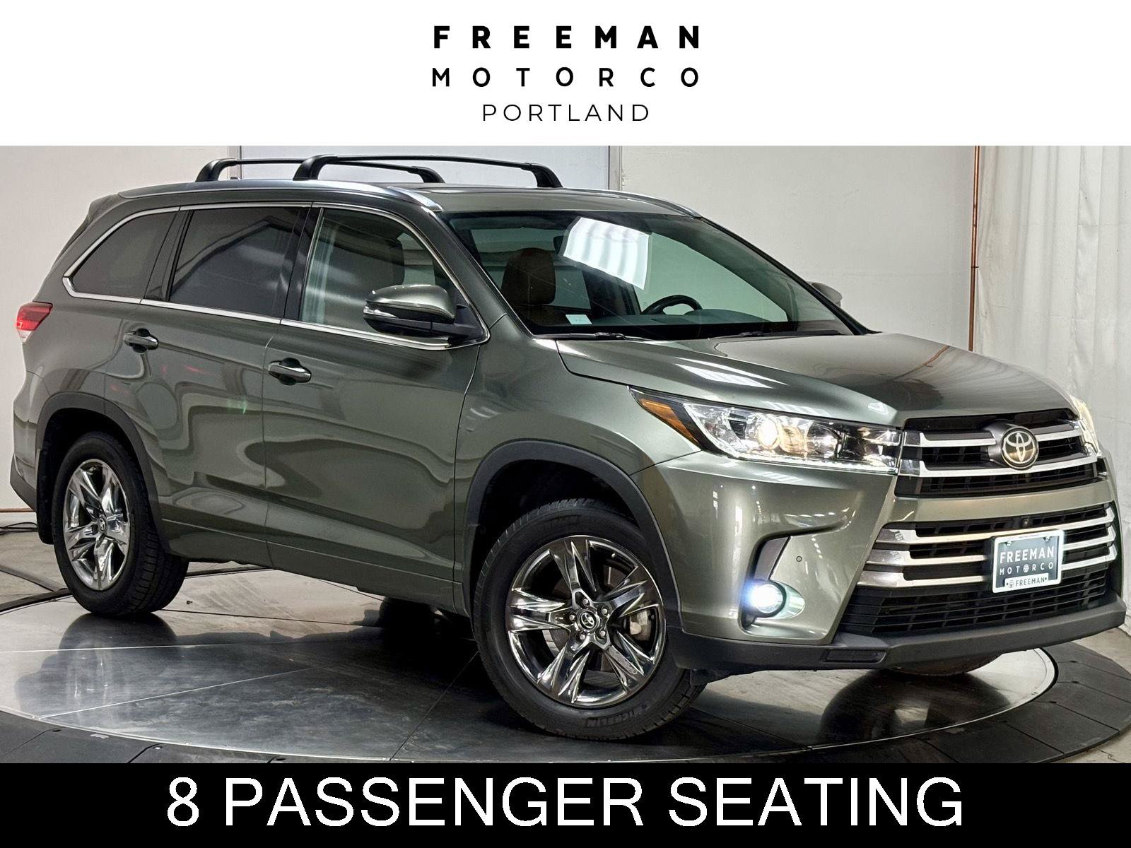 Used 2019 Toyota Highlander Limited Platinum AWD/4WD image 1