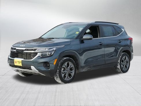 Certified 2024 Kia Seltos S image 3