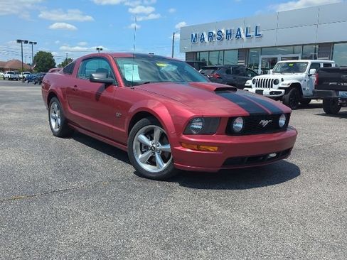 Used 2007 Ford Mustang GT RWD image 3