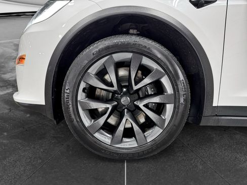 Used 2022 Tesla Model X AWD/4WD image 35