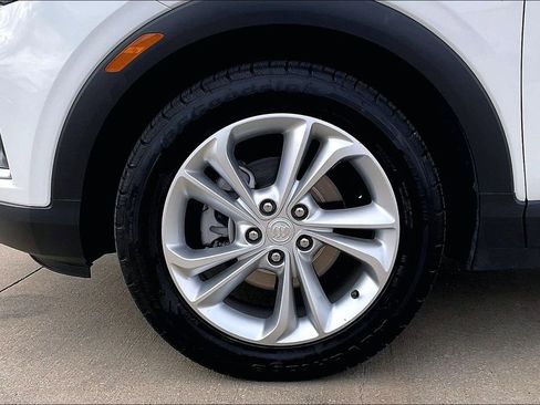Used 2020 Buick Encore GX Preferred w/ Cold Weather Comfort Package FWD image 9