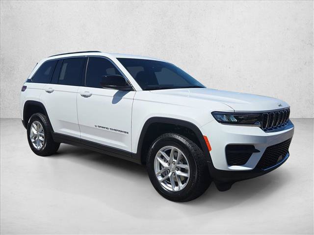 New 2026 Jeep Grand Cherokee Laredo RWD image 7