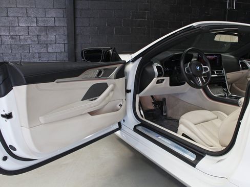 Used 2024 BMW M850i xDrive Convertible w/ Driving Assistance Package AWD/4WD image 38