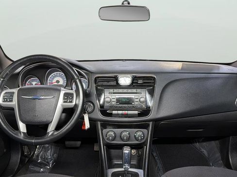 Used 2012 Chrysler 200 Touring image 13