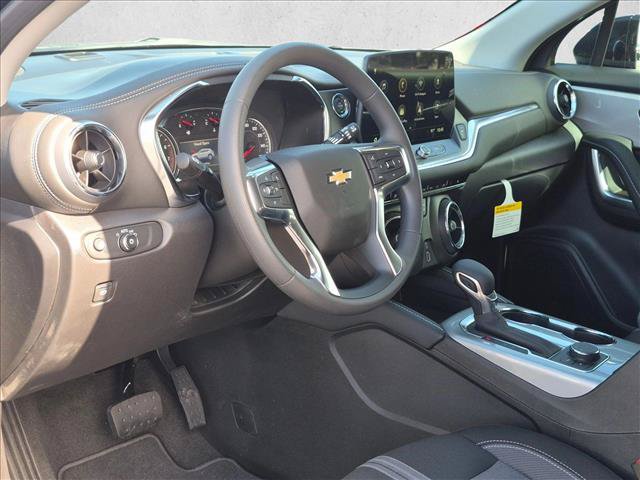 New 2026 Chevrolet Blazer LT w/ Midnight/Sport Edition FWD image 3