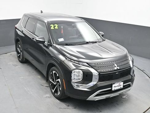 Used 2022 Mitsubishi Outlander SE AWD/4WD image 45