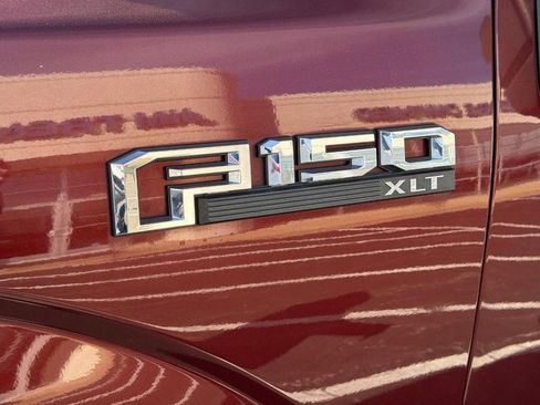 Used 2016 Ford F150 XLT w/ Equipment Group 302A Luxury image 7