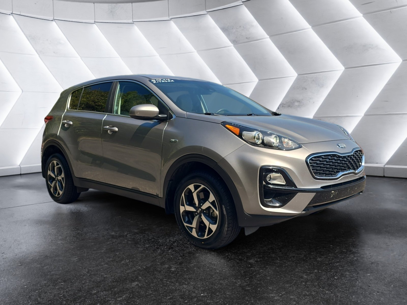 Used 2021 Kia Sportage LX AWD/4WD image 7