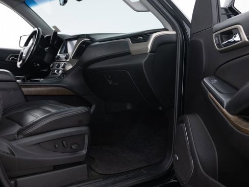 Used 2018 GMC Yukon Denali AWD/4WD image 30