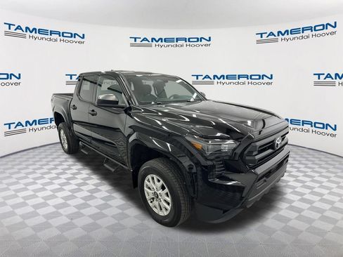 Used 2024 Toyota Tacoma SR RWD image 7