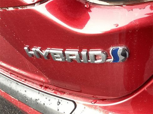 Used 2022 Toyota Corolla LE image 16