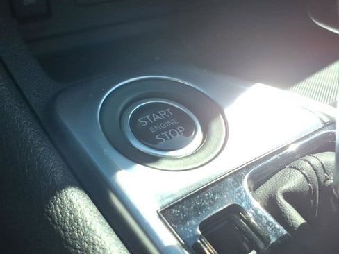 Used 2025 Nissan Sentra SV FWD image 16