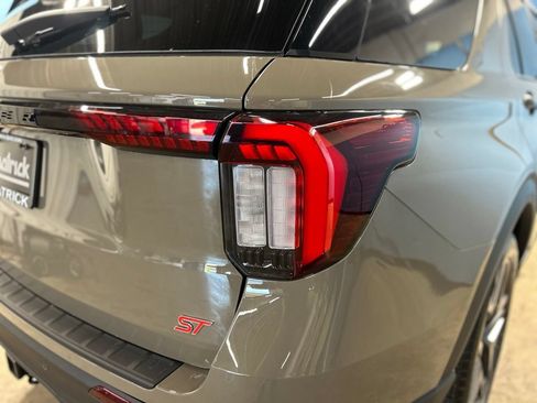 New 2026 Ford Explorer ST w/ Sun And Sound Package AWD/4WD image 12