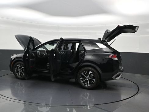 Used 2023 Kia Sportage EX FWD image 35